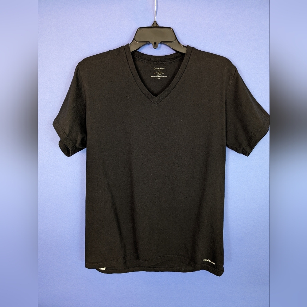 Calvin Klein Men's V-Neck black undershirt